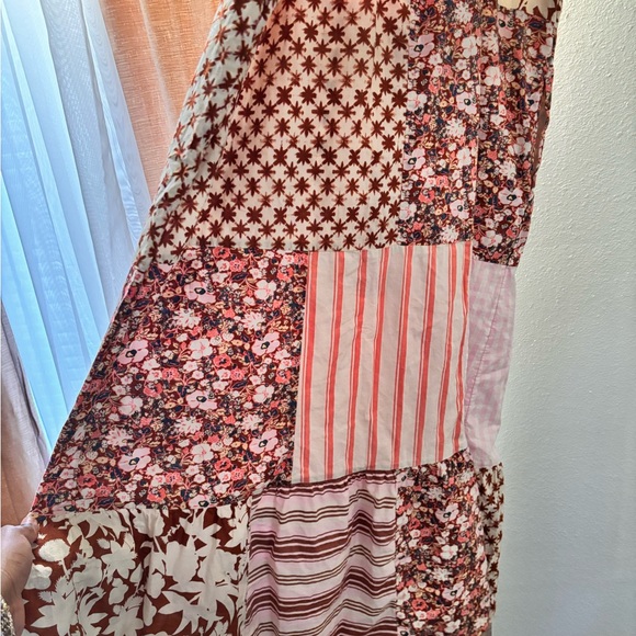 Universal Thread Pink and Cream Dress - Picture 5 of 9